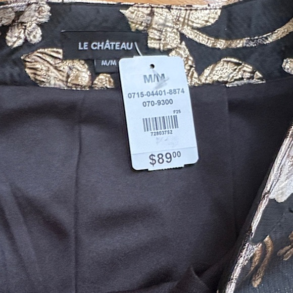 Beautiful good and black skirt - midi length - medium nwt - Picture 3 of 4